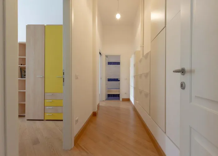 Guest house Domus Alberico 4*