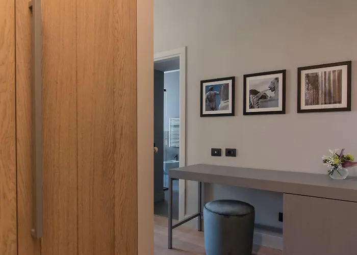 Domus Alberico Guest house